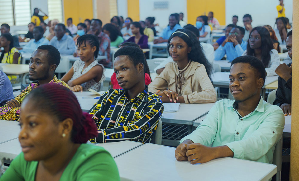 Section of students at the DoSA and WiSTEM Hangout
