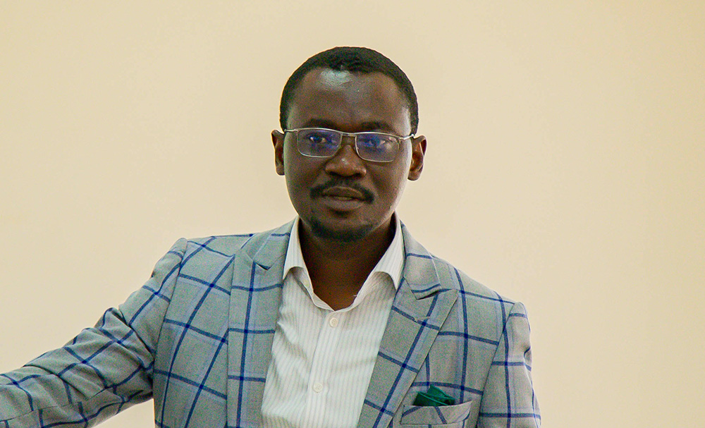 Dr. Michael Owusu