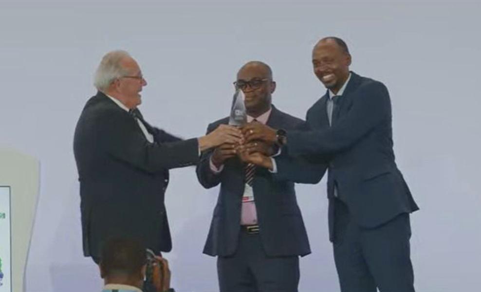 Professor Debrah of KNUST honoured with the prestigious 2025 EDCTP Dr. Pascoal Mocumbi Prize for exceptional contributions to global health research.